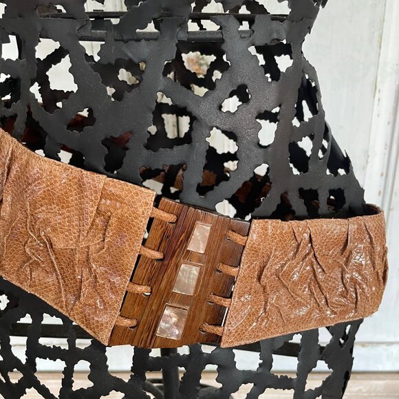 Vintage Wide Brown Reptile Design Contour Belt w/ Wooden Accents & Shell Inlays main image 6